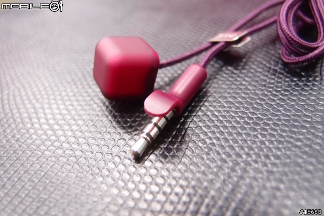 HTC Rhyme 嫣紅紫 開箱分享