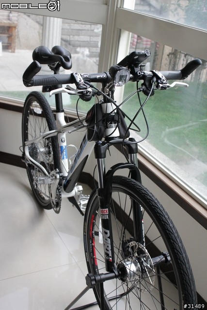 登山車 發電花鼓 頭燈 手機 充電電池 (二)