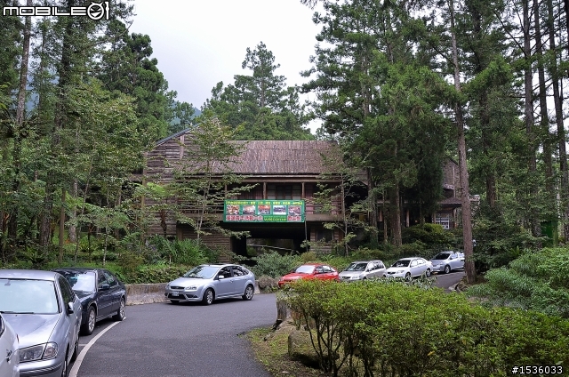 開著Luxgen SUV到溪頭找妖怪、彰化樂活正妹老師的襪子DIY、西螺買醬油逛老街。