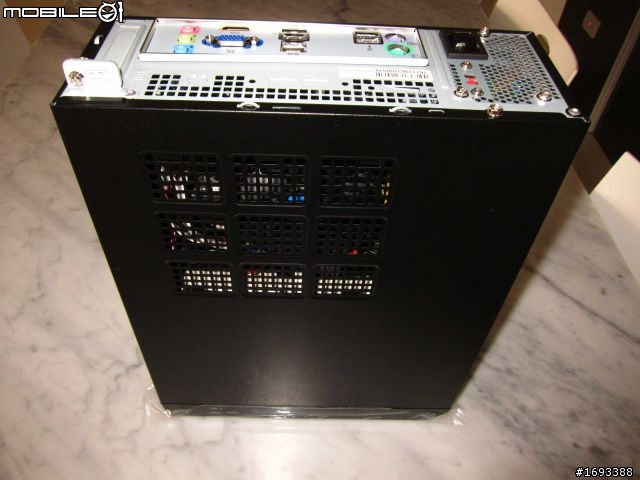 我的HTPC 聯強core i3 9公升小電腦開箱+效能測試
