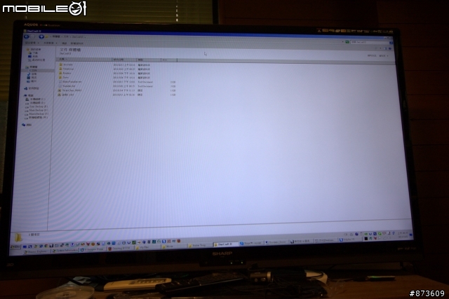 請問Sharp LC-52Z5T四週暗角是否是正常