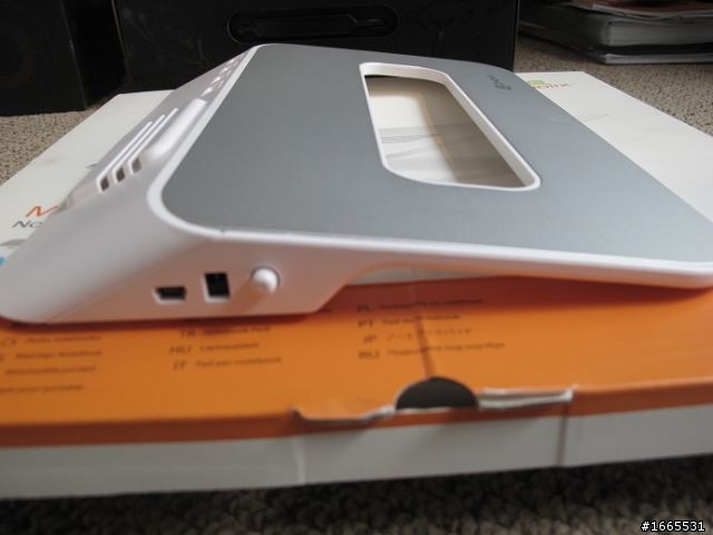 AlienWare M11xR3開箱(已加上部分數值)
