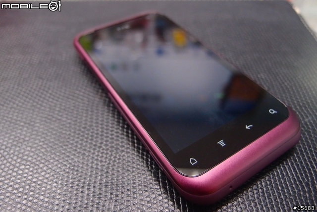 HTC Rhyme 嫣紅紫 開箱分享