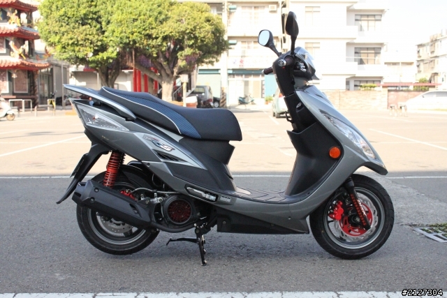 超5 150c.c 晶鑽銀開箱