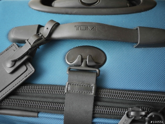 分享-低調中的悶騷-TUMI Alpha 22020 國際標準尺寸登機箱