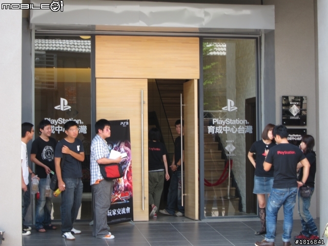PlayStation【快打旋風X鐵拳】夢幻格鬥祭典 高雄場小市民不負責報導心得