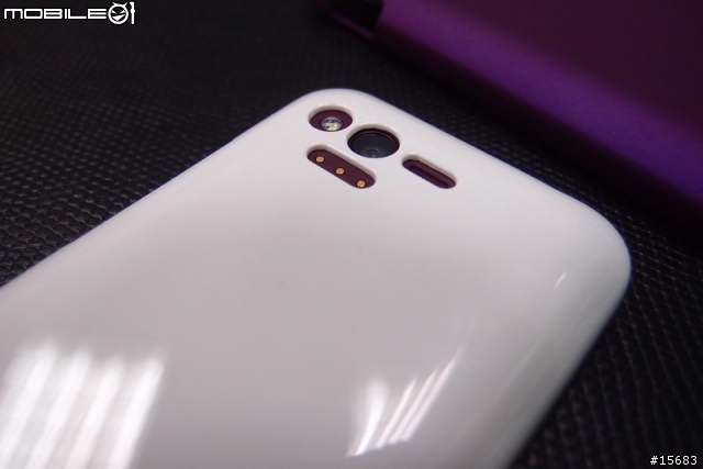 HTC Rhyme 嫣紅紫 開箱分享