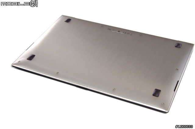 Asus 也開始販售 Macbook Air 了耶! @@凸