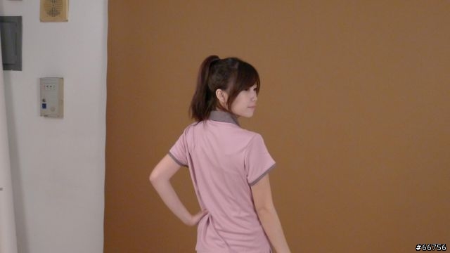 今天替家裡拍型錄的女MD 請給些嘴炮 喔~不是 是意見! 12/1 你說的出 我做的到 !!!