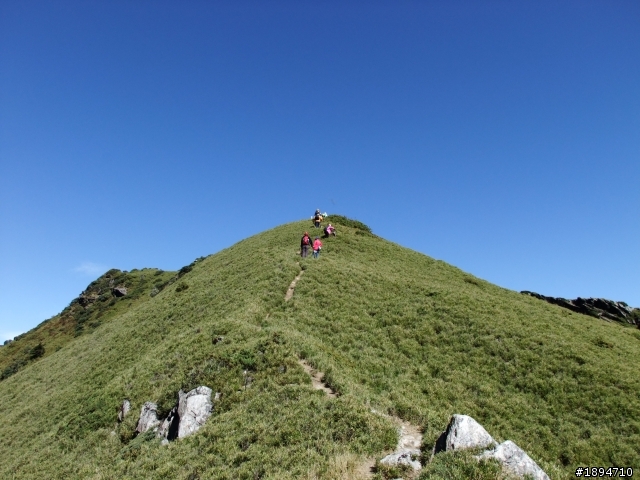 100.10.29登合歡山兩座百岳兼賞楓賞日出