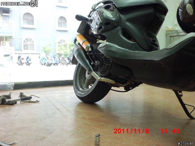 "分享"PGO的個性老車~PMX-110(更新3月18日)卡普短片+裸把上身+零件通用修正(P1)(陸續整理中)