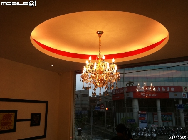 桃園時尚精品眼鏡行~Come To See