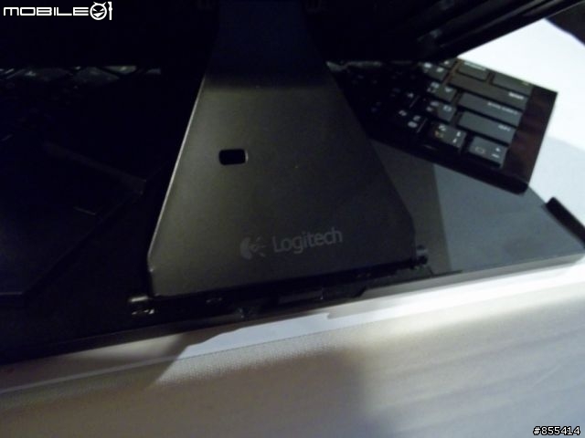 羅技iPad週邊配件體驗同樂會—會轉的話會更好!
