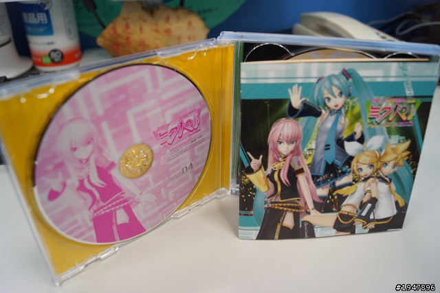 【開箱】初音ミク ライブパーティー 2011 Blu-ray 限定盤 - 入手分享