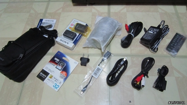 Sony HDR-PJ10 開箱
