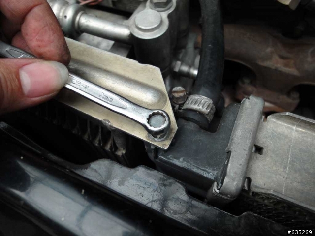 saab 9000 水箱更換DIY