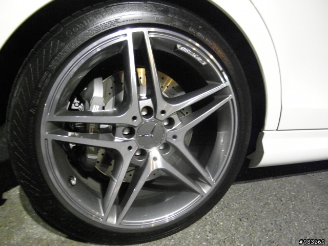 全台首發!!正2012年式C63 AMG火熱熱開箱文!!!!!(In新竹高鐵站)