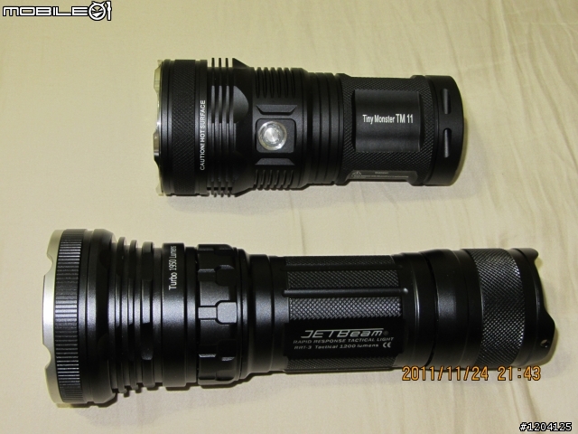 收集的手電筒(室內外)大PK (TM11+RRT3+X6+HID+UB3T+SR90+G42+M21X)