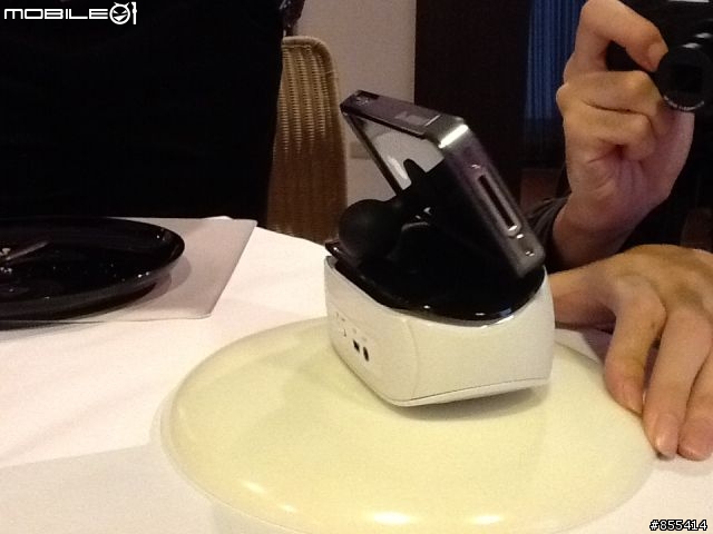 羅技iPad週邊配件體驗同樂會—會轉的話會更好!