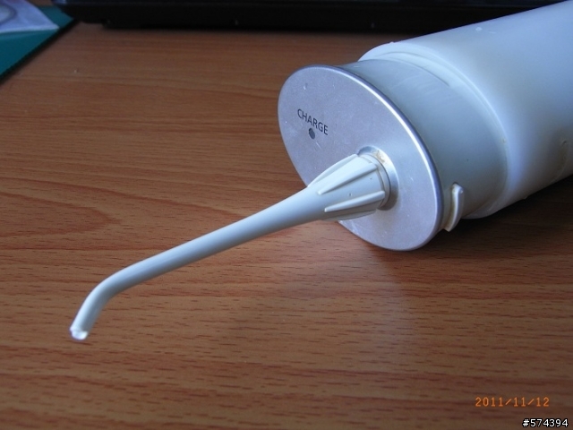國際牌噴射水流攜帶型沖牙器Panasonic EW-DJ40 (附拆解照片) 更換電池問題