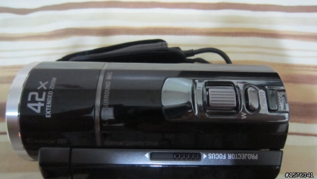 Sony HDR-PJ10 開箱