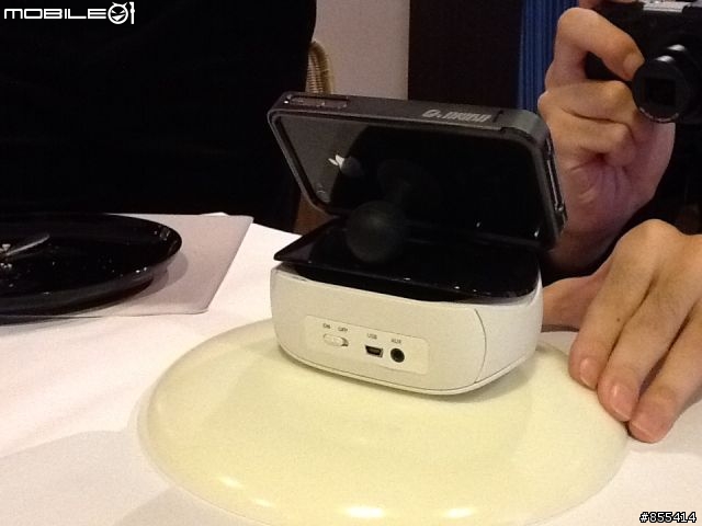 羅技iPad週邊配件體驗同樂會—會轉的話會更好!