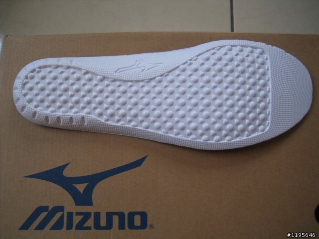我的Mizuno慢跑新鞋開箱囉~