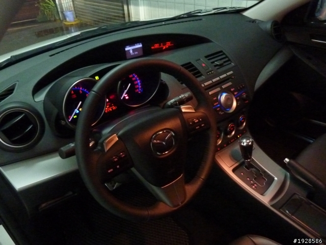 <DIY分享>平板電腦上MAZDA 3