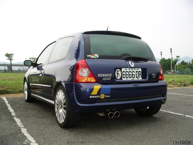再會,我的小藍Renault Clio RS