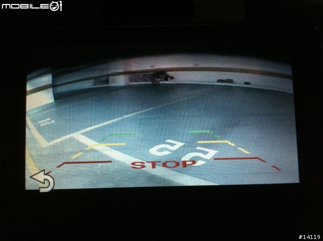 【小物分享】2011MY柴蟒運動旗艦版加裝倒車顯影系統