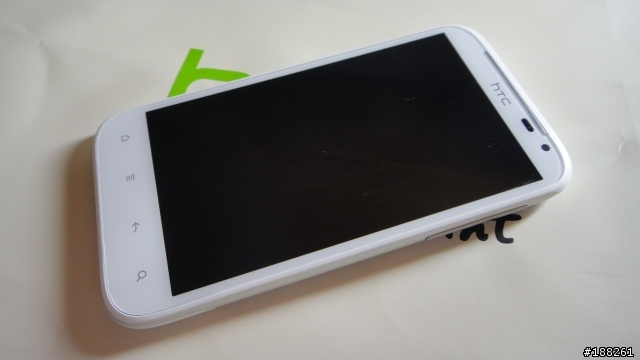 ((( HTC 大白 XL 與 小白 IS 圖文多開箱文 ))) 內含隱藏版保護套
