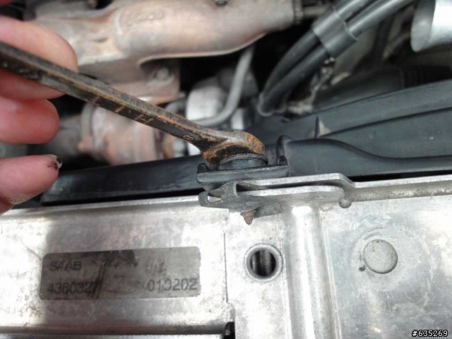 saab 9000 水箱更換DIY