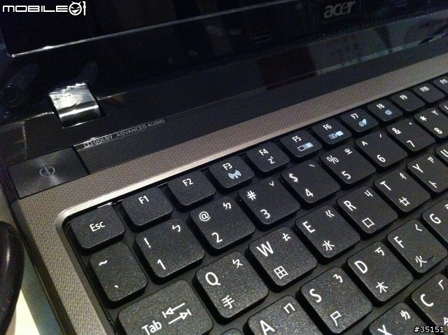 {開箱文}acer AS5750G-2412G64Mnkk02 快八入手!!!自行安裝和複製硬碟與記憶體(有圖)