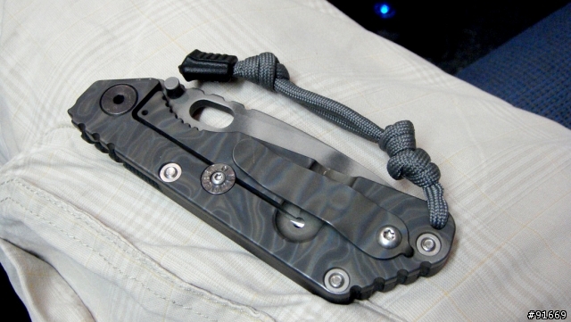 個人心目中最完美折刀~STRIDER SNG