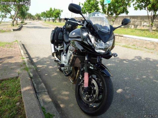 SUZUKI Bandit 650s 不專業開箱
