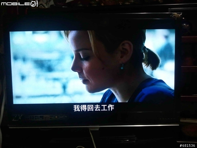 簡單開箱文今天會招買了一台奇美42吋TL-42ZX800D