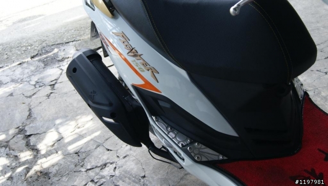 New Fighter ZR 特仕版 開箱 精品配件上身