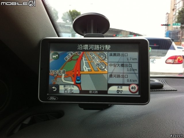 【小物分享】2011MY柴蟒運動旗艦版加裝倒車顯影系統