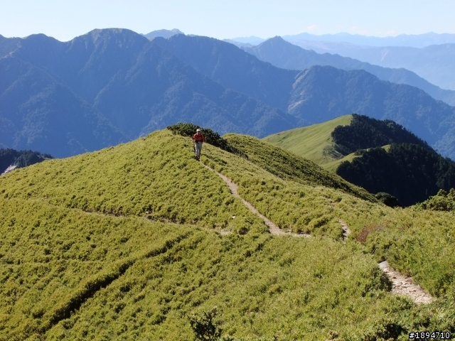 100.10.29登合歡山兩座百岳兼賞楓賞日出