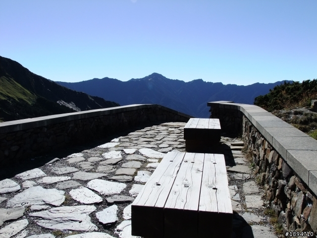 100.10.29登合歡山兩座百岳兼賞楓賞日出