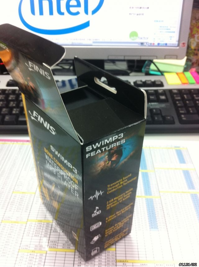 (開箱)Finis SWIMP3 骨傳導防水MP3*好像不是新品的憂傷......