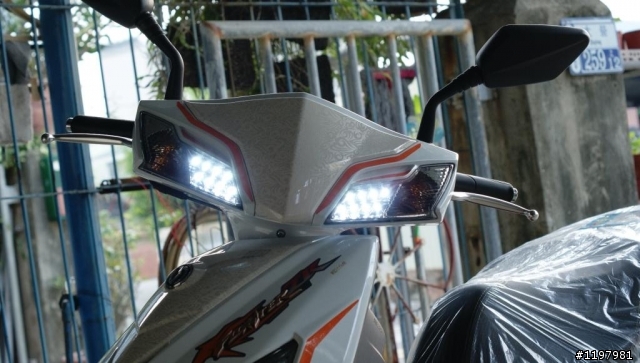 New Fighter ZR 特仕版 開箱 精品配件上身