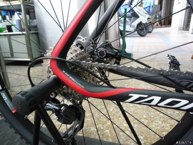 (KUSO-分享) TAOKAS 碳纖維登山車