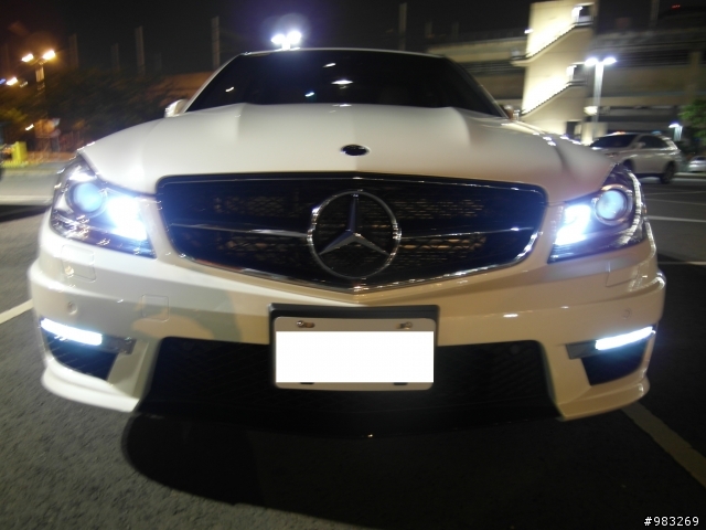 全台首發!!正2012年式C63 AMG火熱熱開箱文!!!!!(In新竹高鐵站)