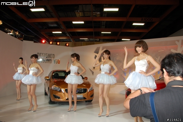 【小惡魔車展初體驗】2012台北國際新車大展 VOLVO 發表會~~名車、名模導覽