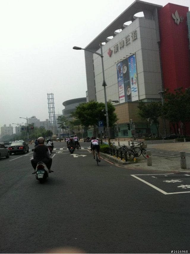 好久不見!!生魚片!!......我們又來了 台中n.c.r(台南>>墾丁年度團慶之旅)