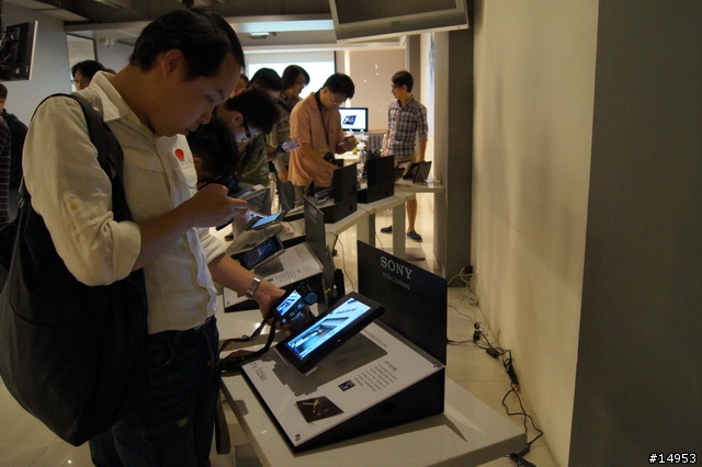 Why we choose Sony Tablet? SONY Tablet S 體驗會有感