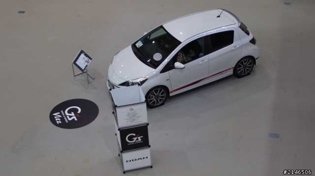 東京台場直擊TOYOTA Camry Hybrid & new Yaris GS (圖多)
