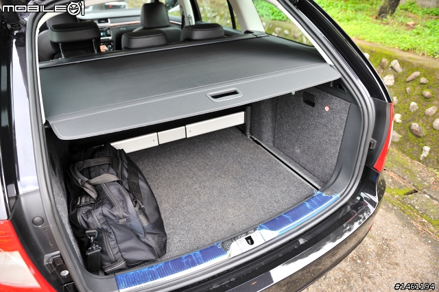 波希米亞風格旗艦 Skoda Superb 2.0TDI / Combi V6 FSI