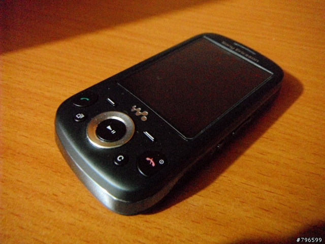 Sony Ericsson Zylo(W20)不專業開箱